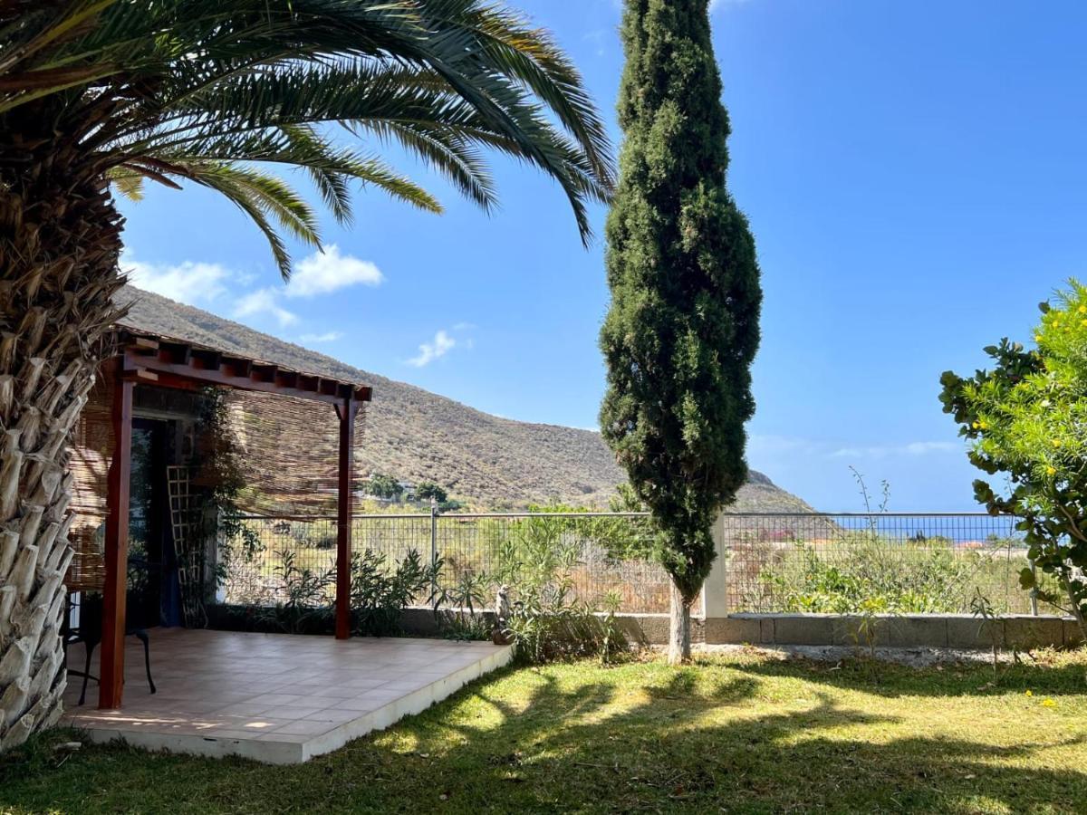Winter Wonderland Villa Puerto de Santiago  Exterior photo